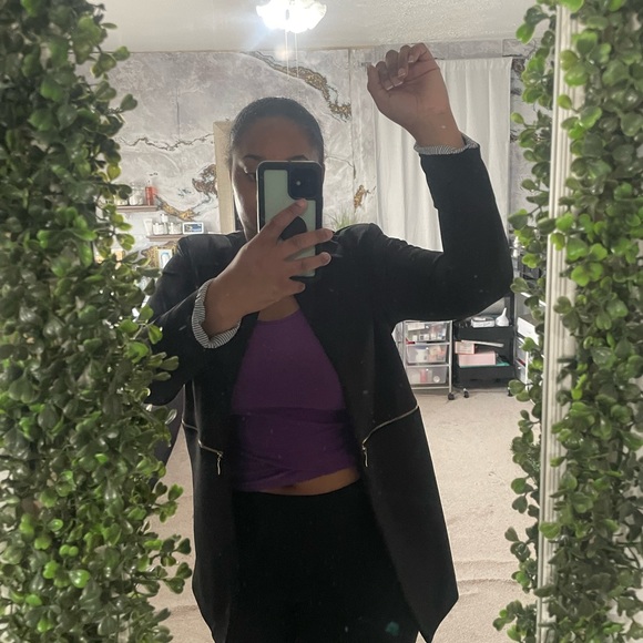 Oversized blazer never worn black zipper detailing - Picture 3 of 6